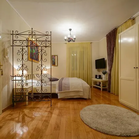 Отель Olivia 4*