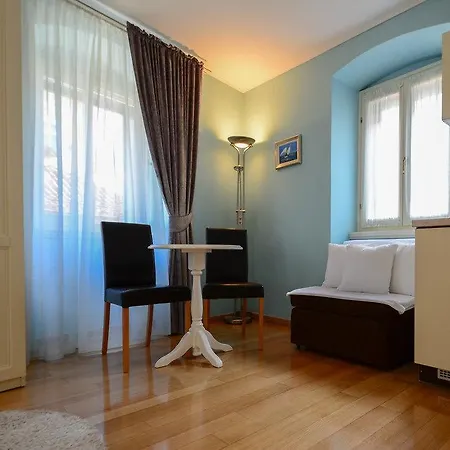 Hotel Olivia